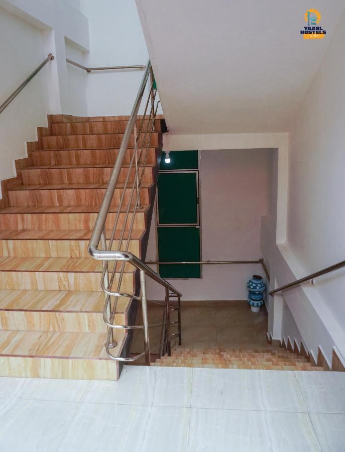 Yaarl Hostels Jaffna Buitenkant foto